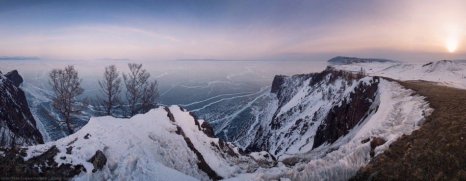 Зима на Байкале: панорама